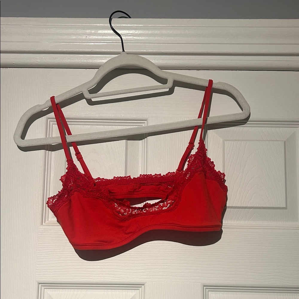 Skims Fits Everybody lace bra